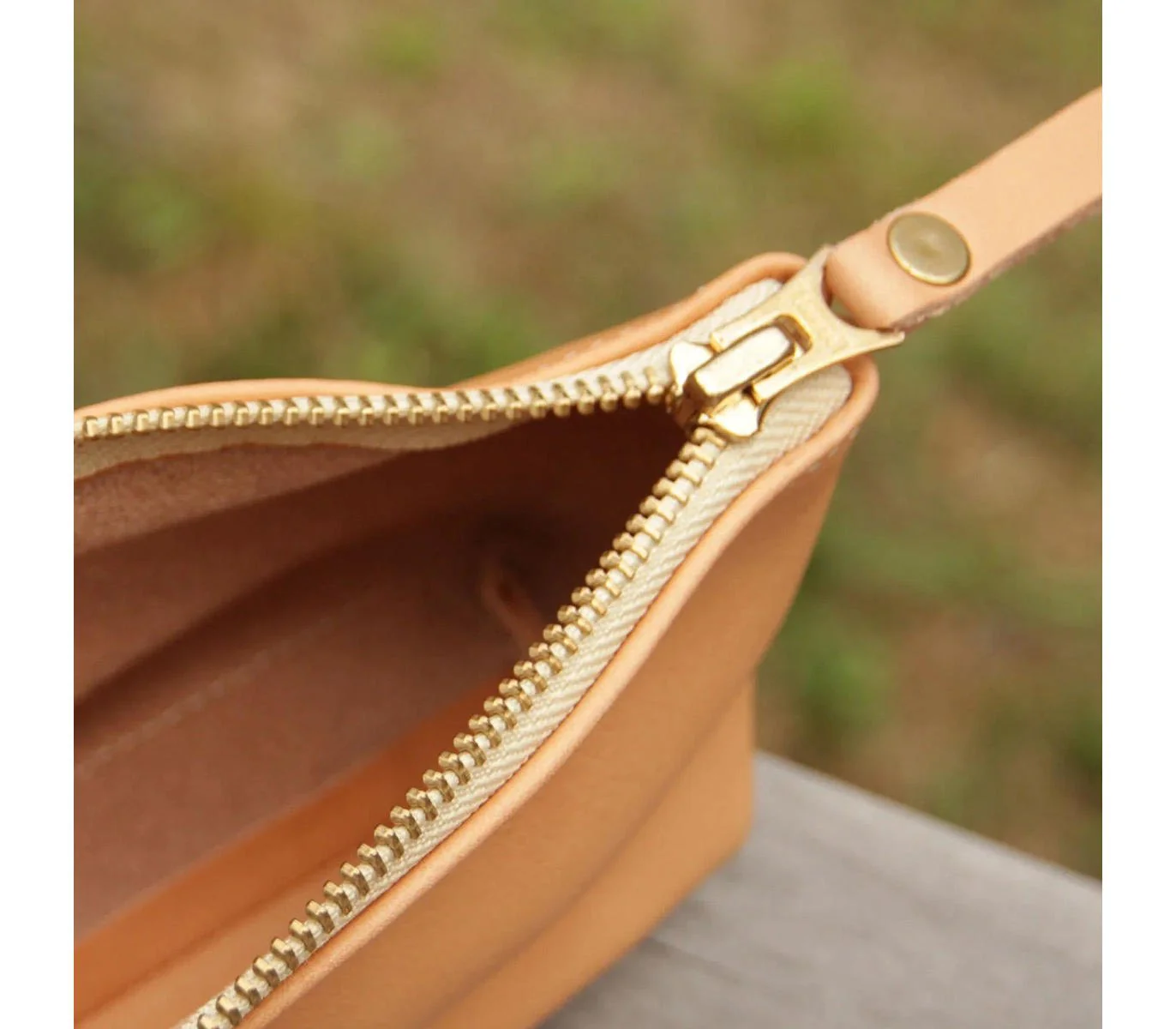 Piórnik skórzany The Superior Labor Leather Pouch L - Image 4