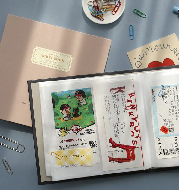 Album na bilety ICONIC Moment Ticket Book - Image 6