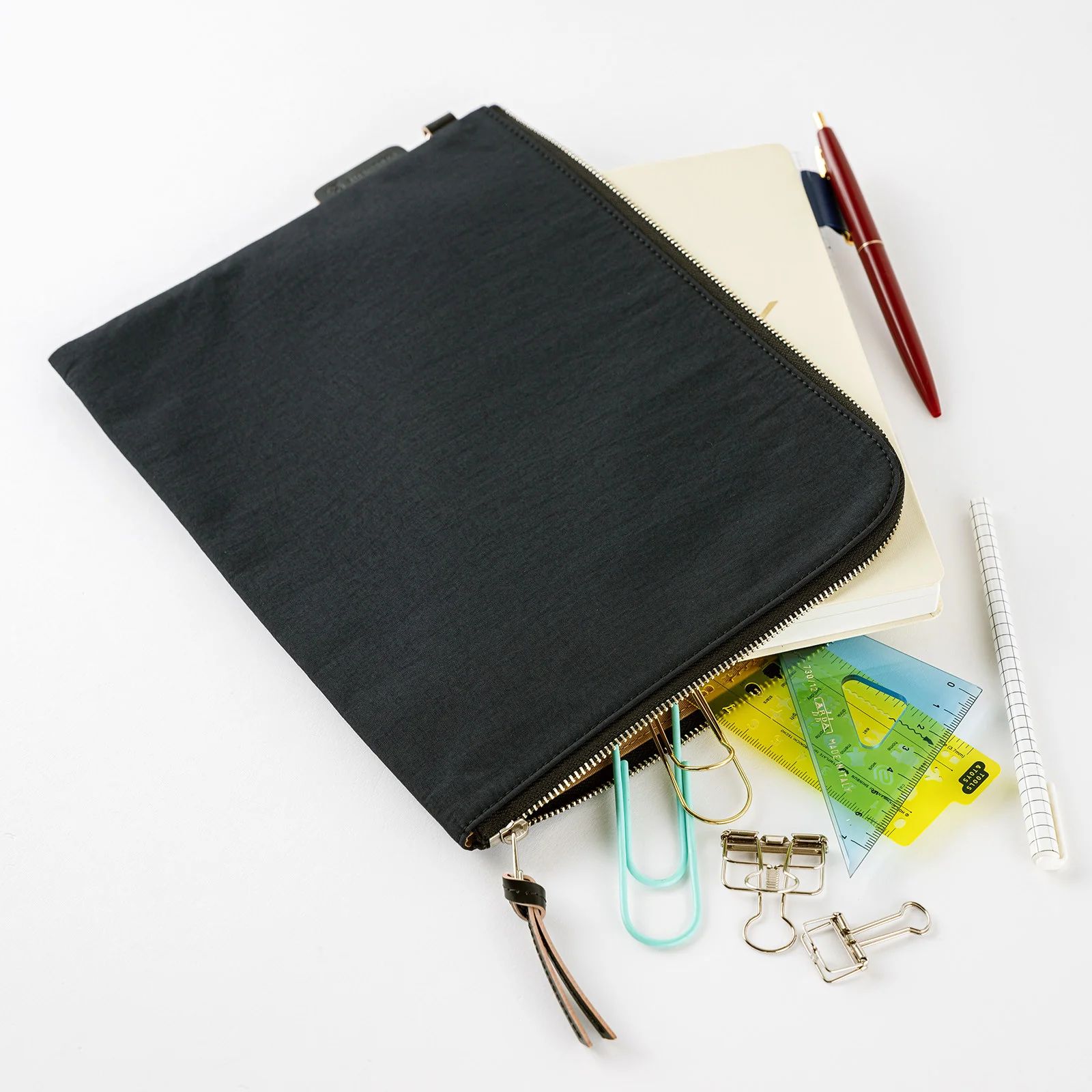 Etui Hobonichi Tragen Flat A5 | Czarny - Image 5
