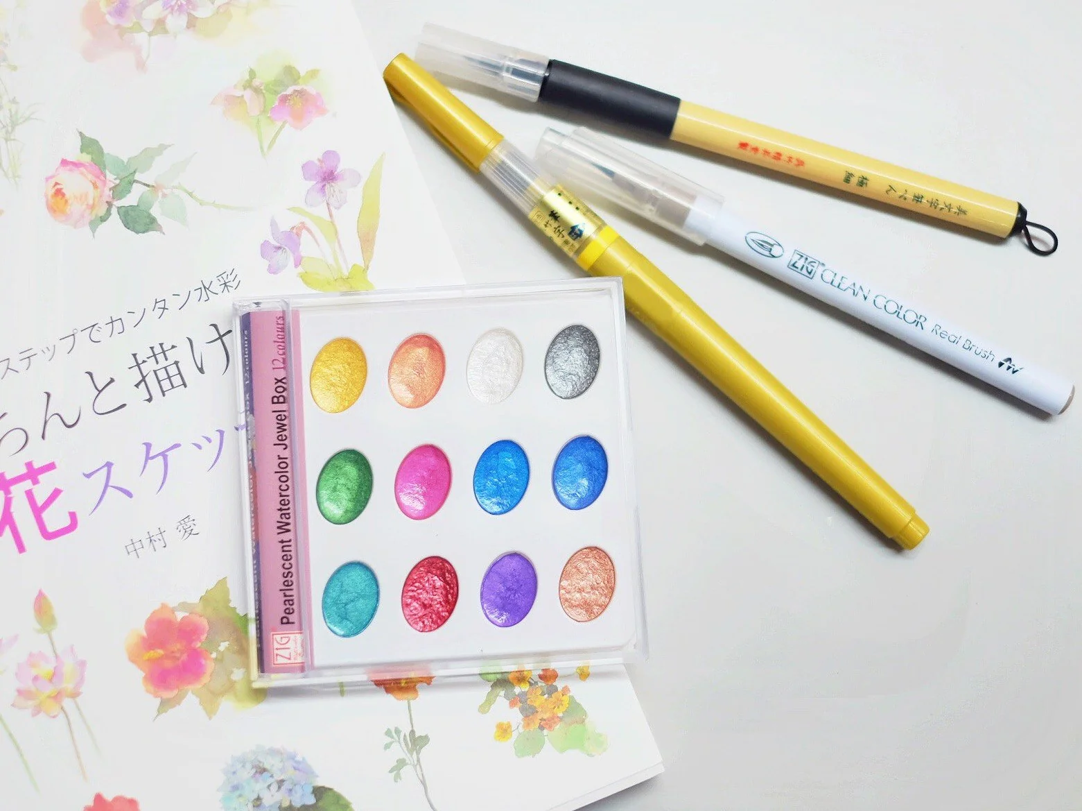 Farby akwarelowe Kuretake Zig Pearlescent Watercolor Jewel Box - Image 4
