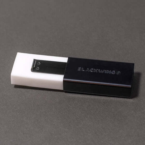 Gumka do mazania BLACKWING Soft Handheld Eraser and Holder - Image 3