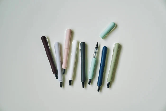 Obudowa do pisaka Kuretake Zig Cocoiro Letter Pen + wkład | Pastelowa - Image 10