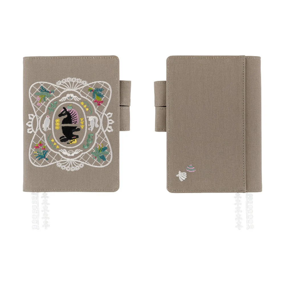Okładka na kalendarz Hobonichi Techo A6 | iyo okumi: A Story About Me - Image 2