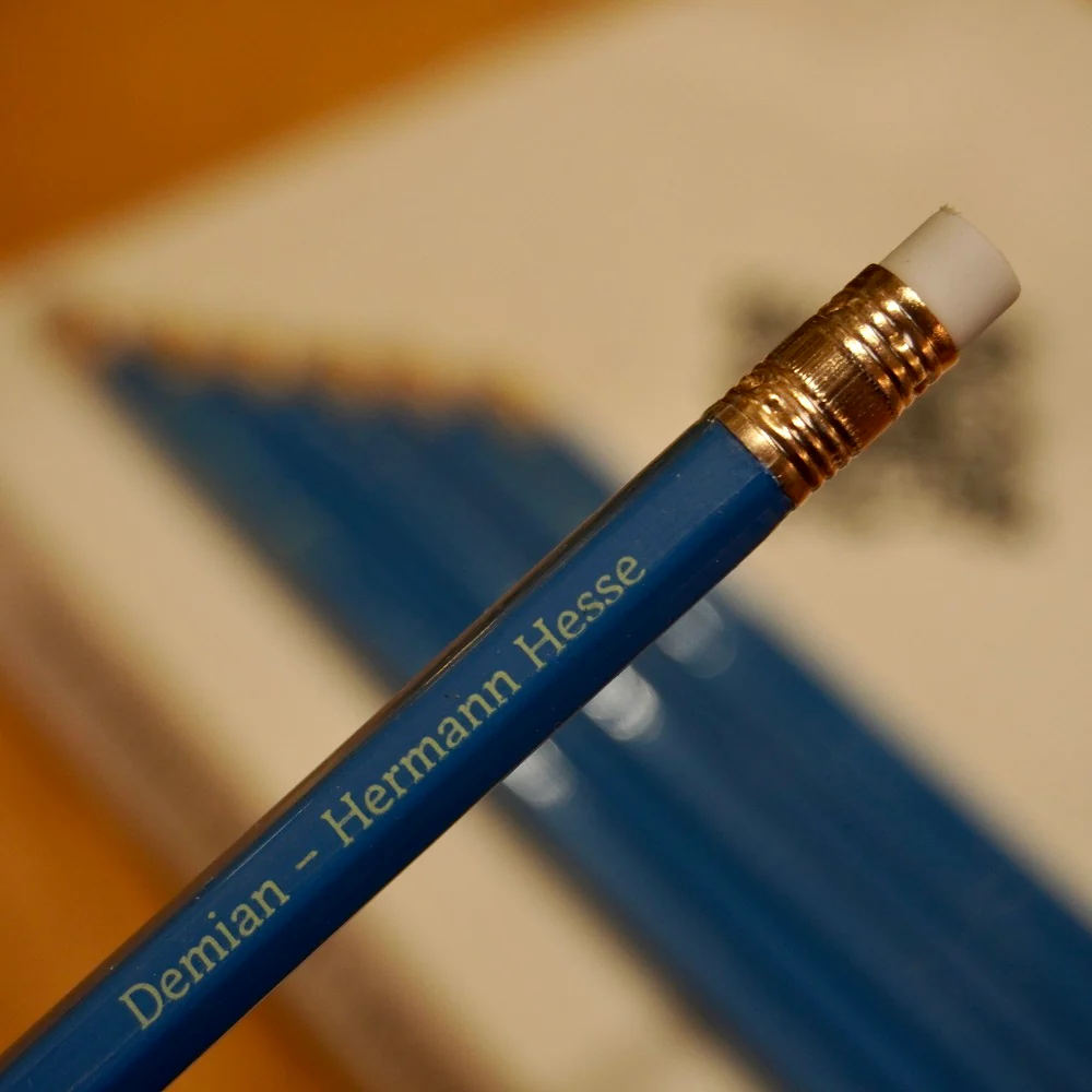 Ołówek Wearingeul Literatura Światowa | Różowe złoto - Image 10