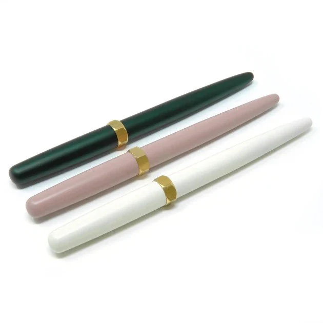 Pióro wieczne Ferris Wheel Press The Brush - Creme Glace White Satin - Image 3