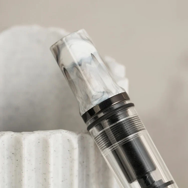 Pióro wieczne TWSBI ECO Onyx | Carrara - Image 3