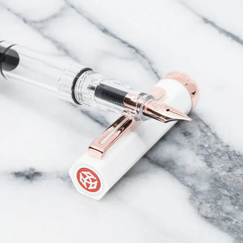 Pióro wieczne TWSBI ECO Rose Gold | White - Image 7