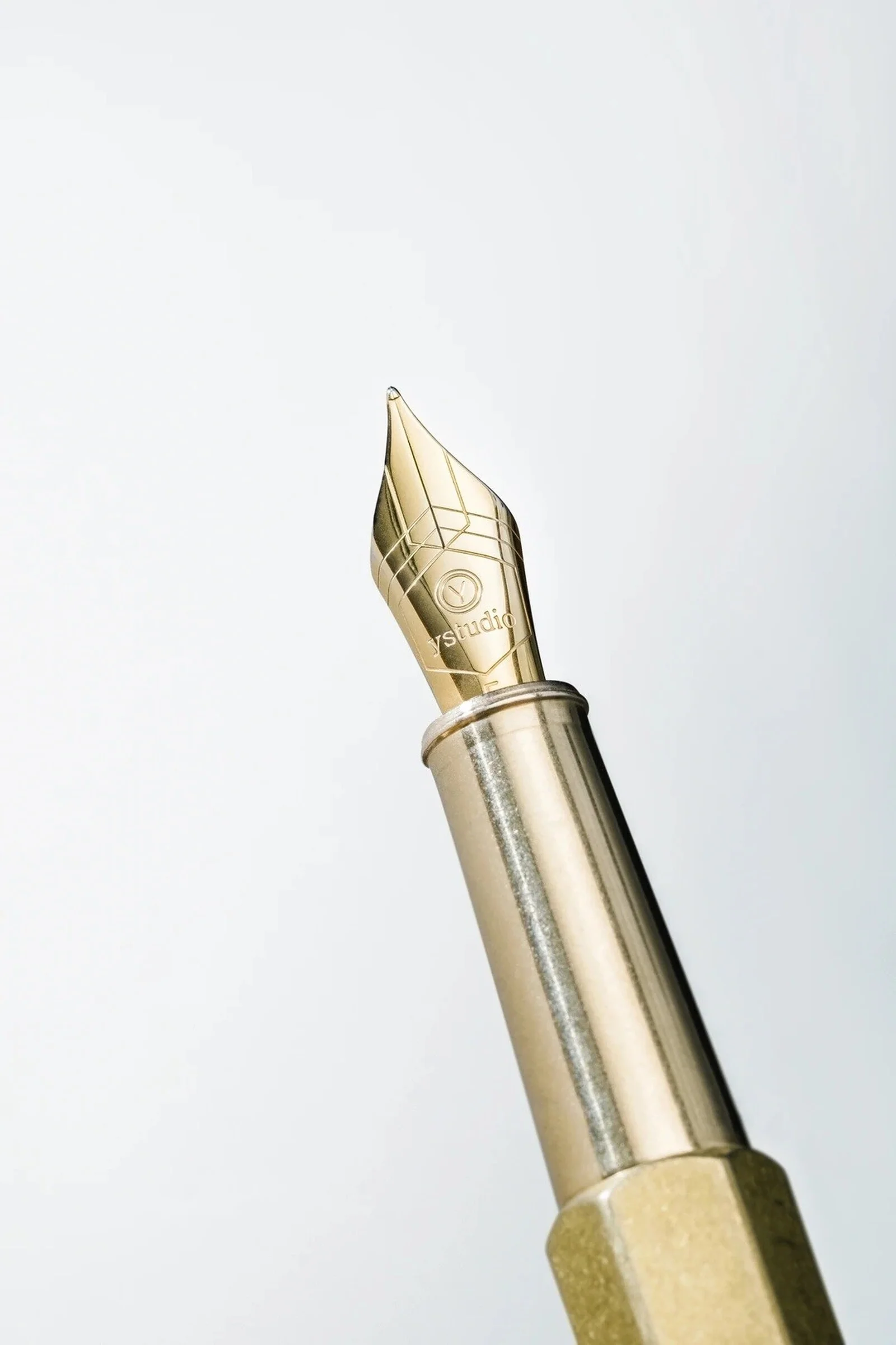 Pióro wieczne ystudio Classic Revolve | Brass - Image 9