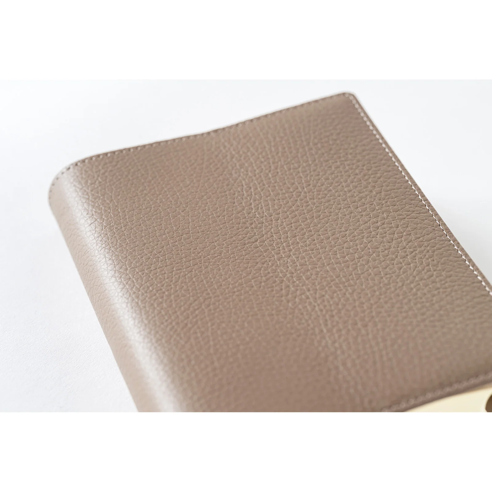 Skórzana Okładka na Kalendarz 5-letni Hobonichi A6 | Beżowa - Image 6