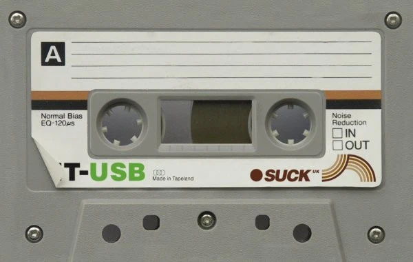 SUCK UK USB Stick - pendrive w kasecie 1GB - Image 9
