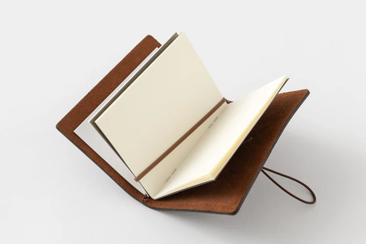 Traveler's Notebook Edycja Limitowana Card size | 20th Anniversary | Brązowy - Image 19